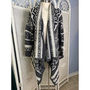 Old‎ Navy Black White Aztec Knit Cardigan Sweater L Open Front Waterfall Cozy